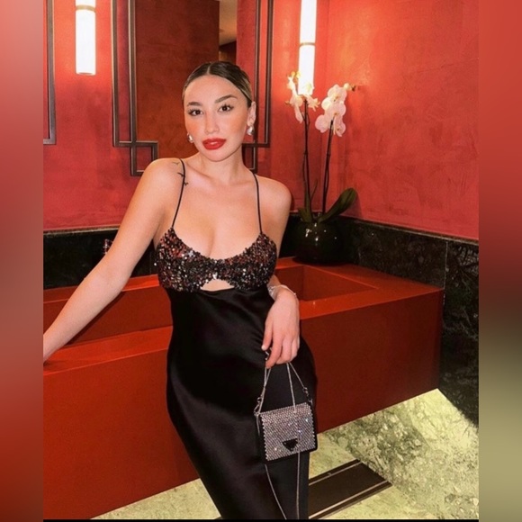 Dresses & Skirts - Sequin Zara dress